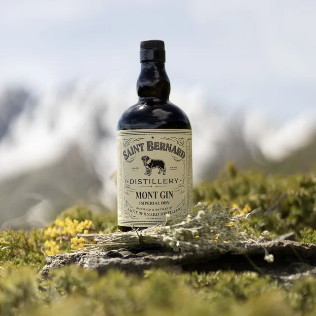 Saint Bernard Mont Gin Premium Dry gin al genepy