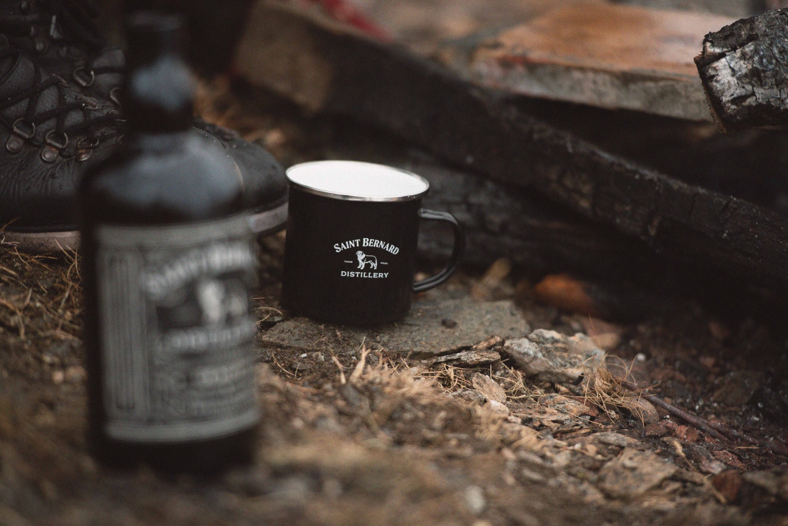 Saint Bernard Merch mug tazza logo distilleria